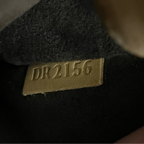 ‼️sold‼️Louis Vuitton Pochette Metis - Picture 13 of 16